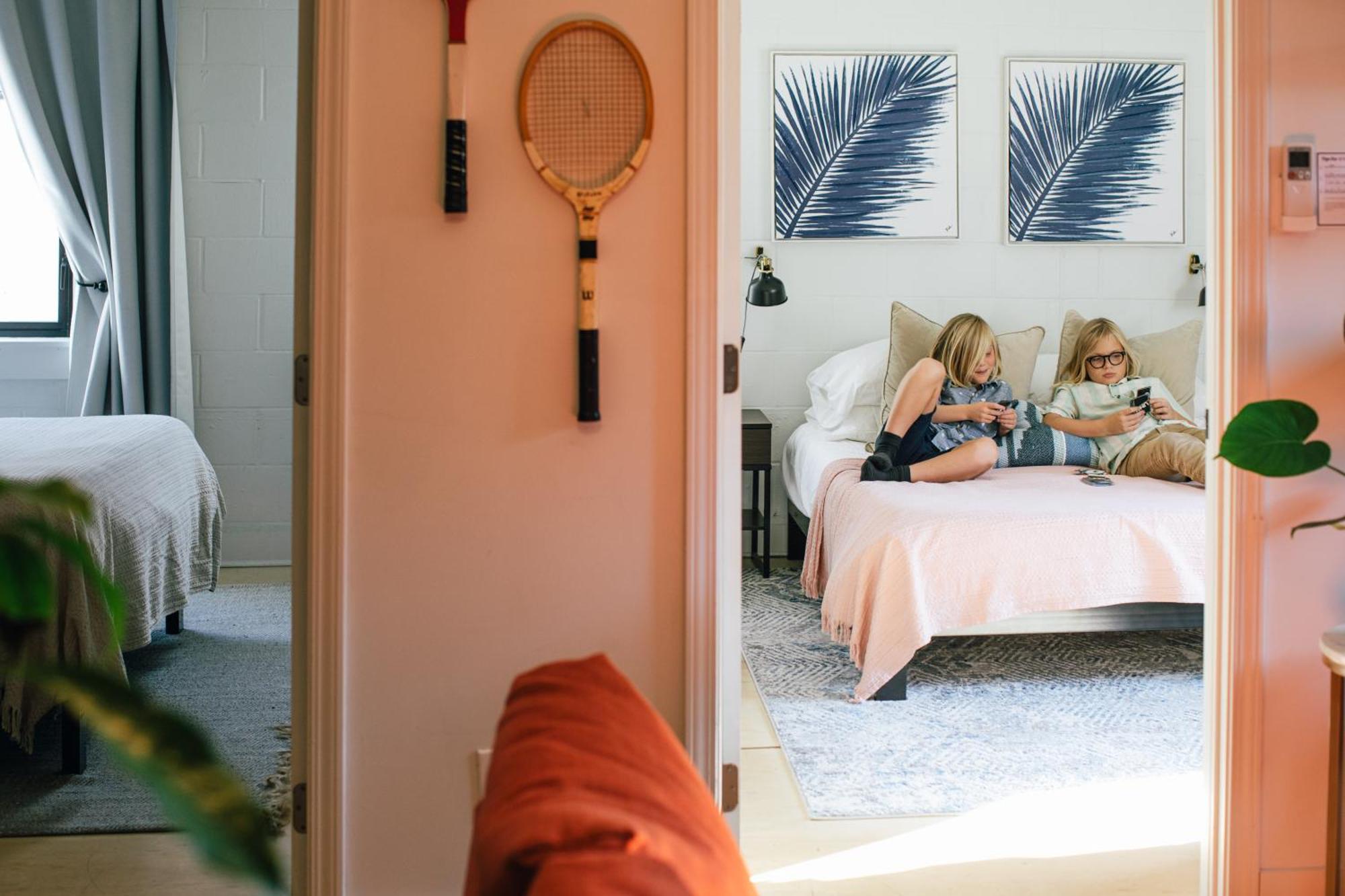 Stellar Suites Луисвилл Экстерьер фото